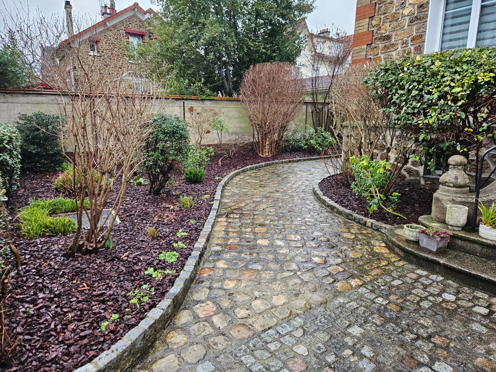 Services 32a78b1f 4698 4c60 A4d4 9a6025530a7a 1