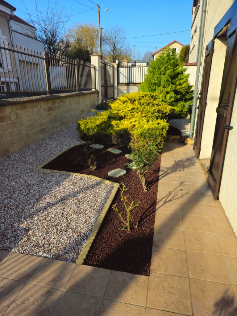 Fbc75db9 5cee 44b6 9602 5962ed7439c0 768x1024